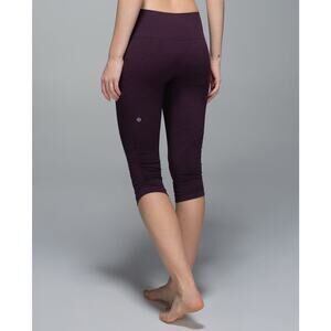 Lululemon In The Flow Crop II Heathered Black Cherry Leggings Size 4